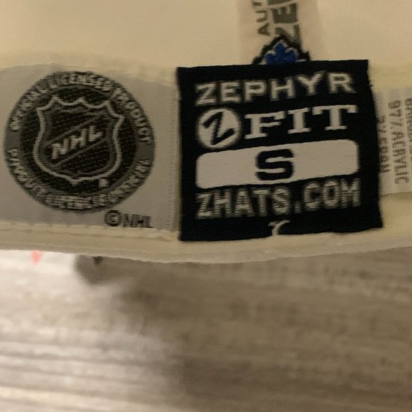 Zephyr | Authentic Signed Tags On Toronto Maple Leafs Hat Signed by James Reimer - Picture 8 of 8
